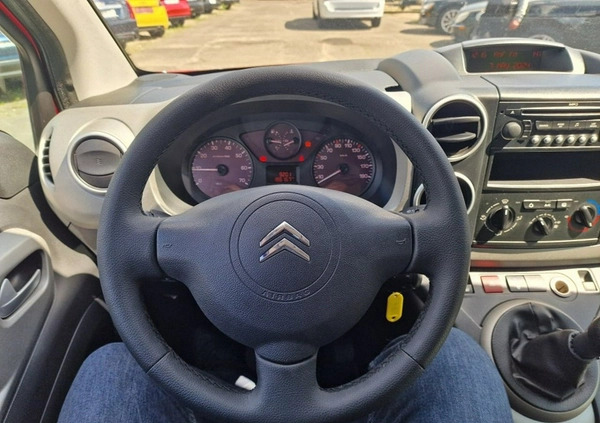 Citroen Berlingo cena 21990 przebieg: 186167, rok produkcji 2009 z Piaski małe 232